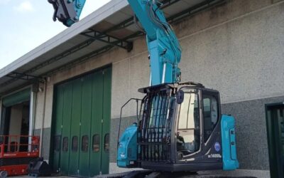 KOBELCO SK140SR